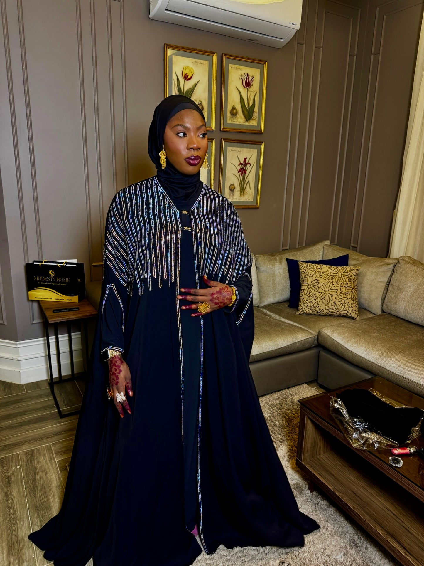 Royal Noire Abaya - Silver